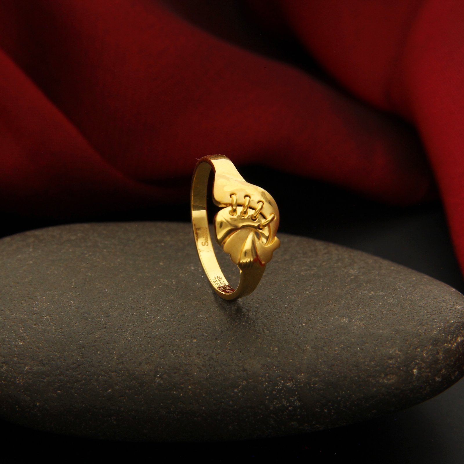 LADIES CASTING RING